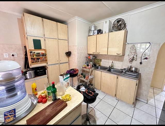 3 BEDROOM HOUSE FOR SALE IN MOUNTAIN VIEW